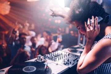 Heiße Beats und Stimmung garantiert – DJ Inna Live, auf Ihrer Veranstaltung